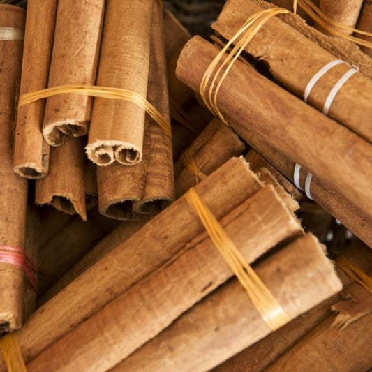 Cinamonų žievės eterinis aliejus (Cinnamomum Zeylanicum) 5 ml